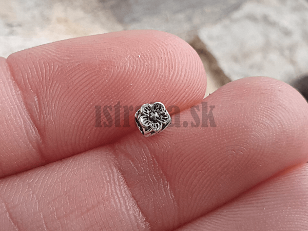 kvetinka_koralka_strieborna_Ag925